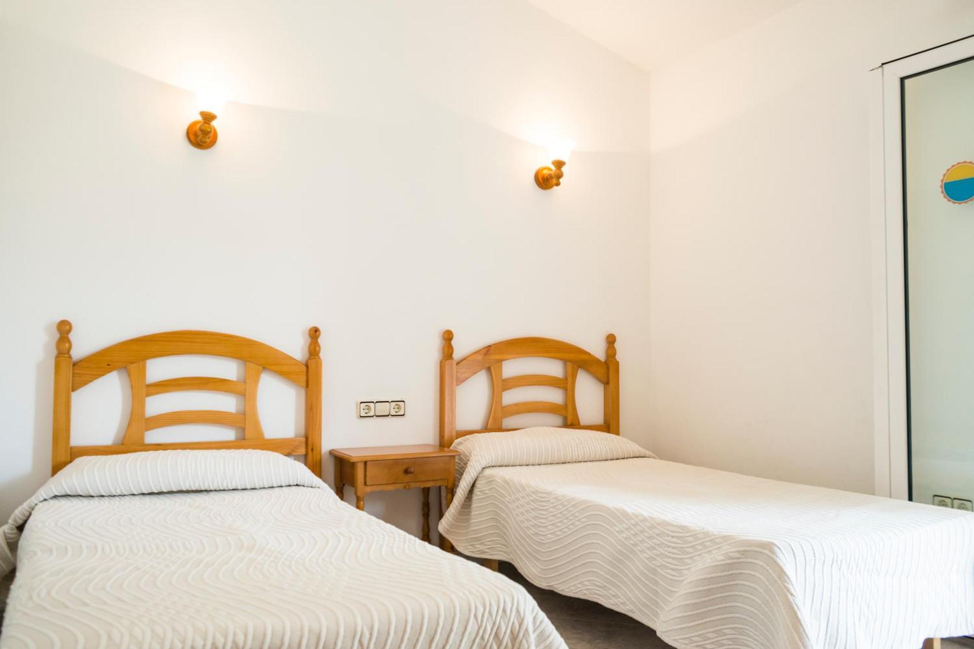 Apartchalet Villas Elvira. Villa A Son Carrio  エクステリア 写真