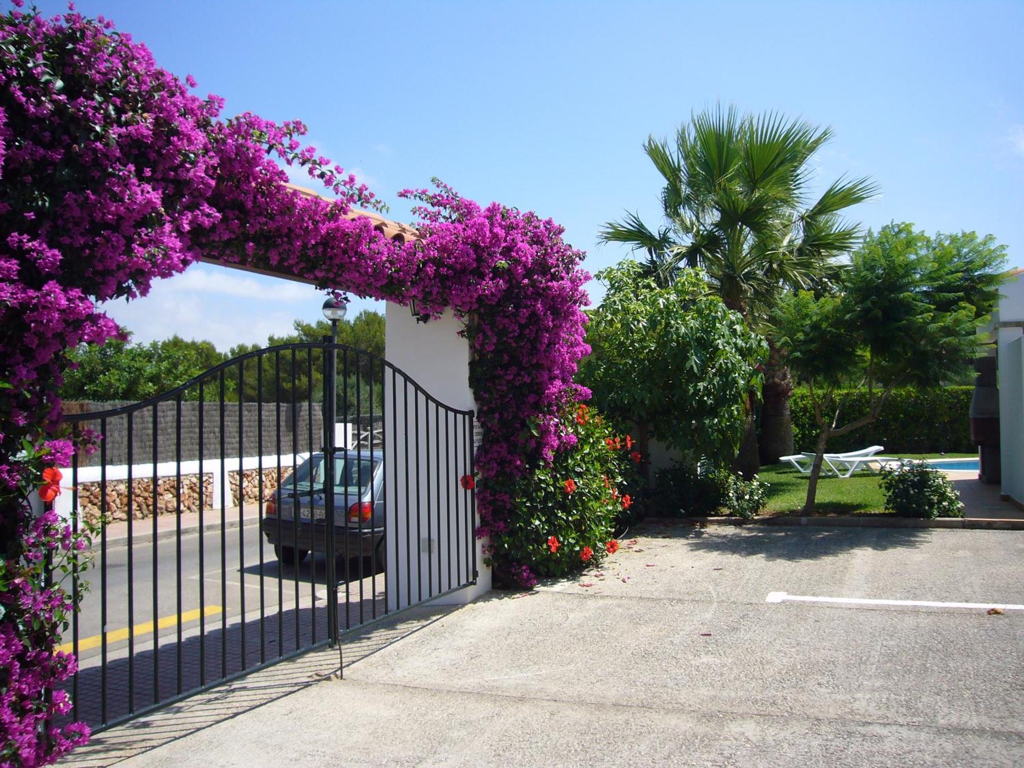 Apartchalet Villas Elvira. Villa A Son Carrio  エクステリア 写真